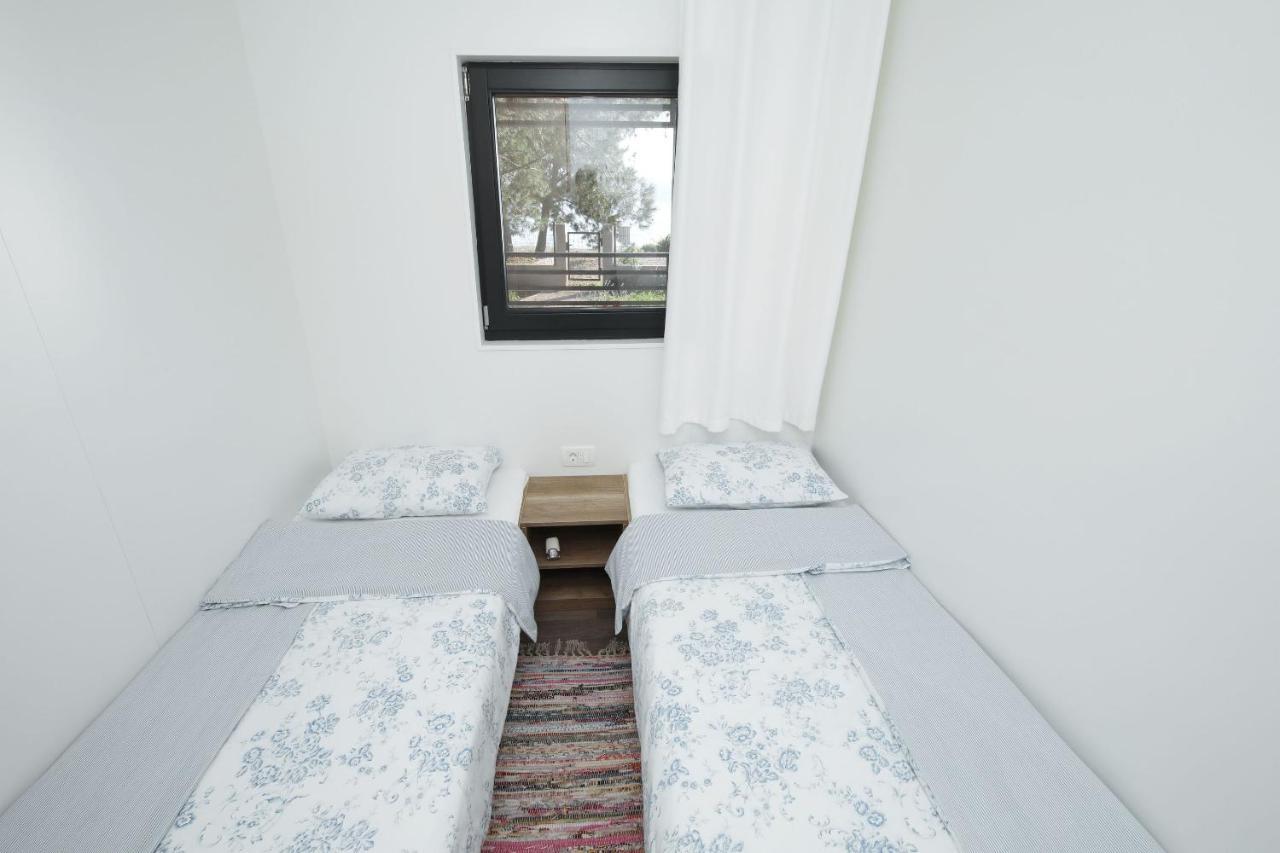 Mobile Home Safir 비오그라드나모루 외부 사진