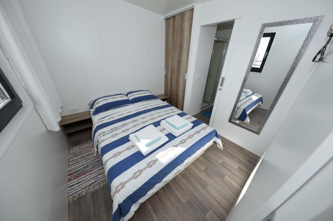 Mobile Home Safir 비오그라드나모루 외부 사진